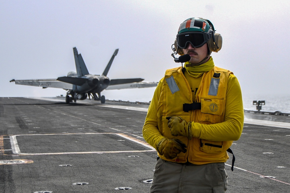USS Ronald Reagan (CVN 76) Flight Operations