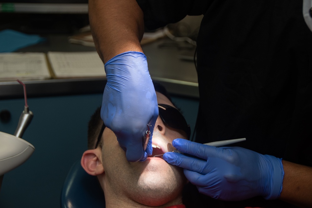 USS Ronald Reagan (CVN 76) Dental