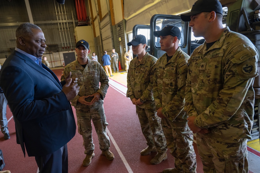 SECDEF visits Ft. Wainwright and Eielson AFB, Alaska