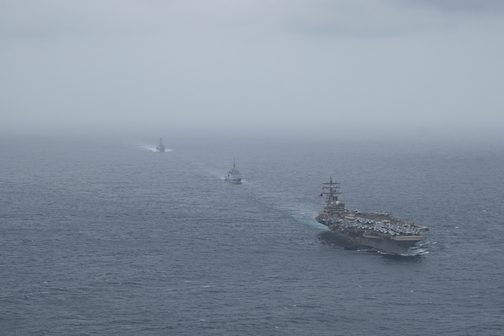 USS Ronald Reagan (CVN 76) Underway Operations with  French Navy frigate FS Languedoc (D653)