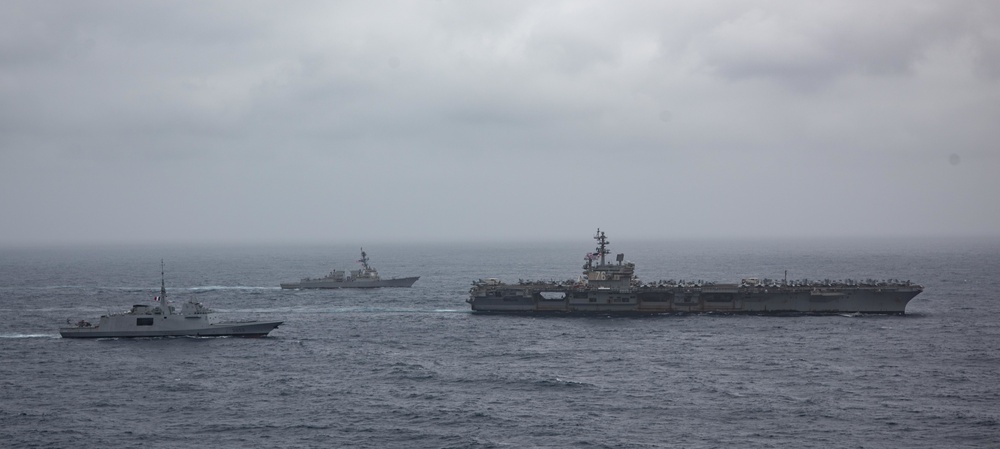 USS Ronald Reagan (CVN 76) Underway Operations with  French Navy frigate FS Languedoc (D653)