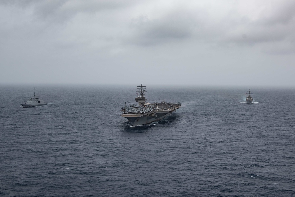 USS Ronald Reagan (CVN 76) Underway Operations with French Navy frigate FS Languedoc (D653)