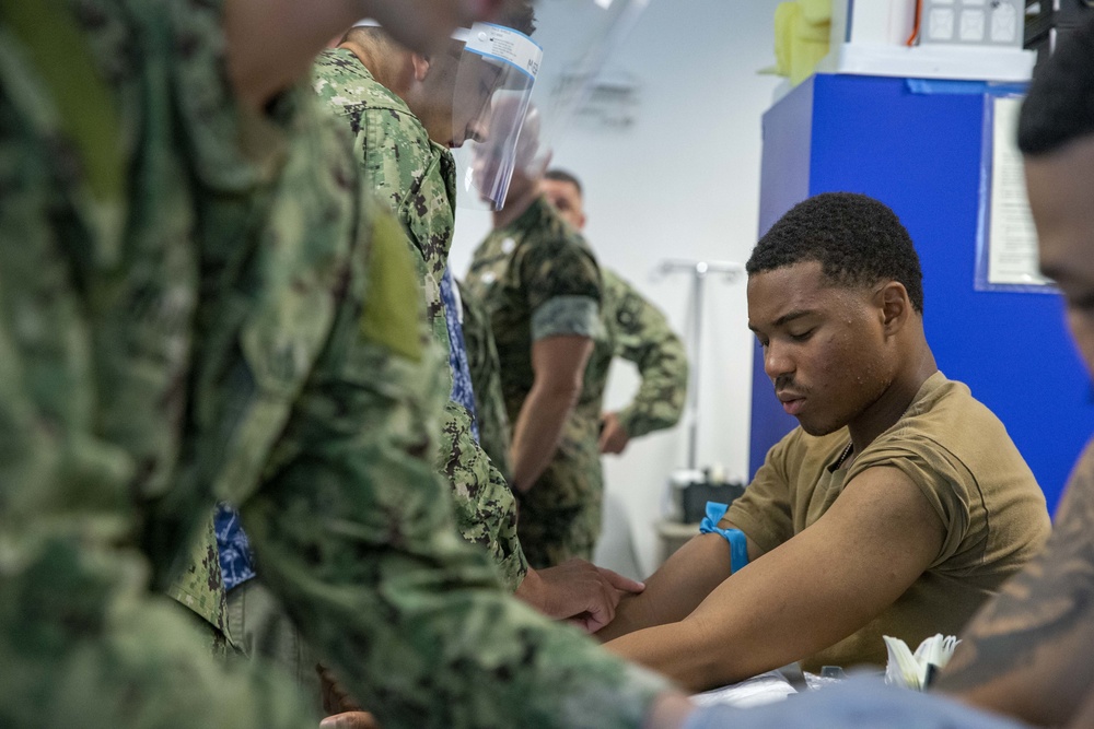 SMMC visits the Navy Medicine Training Support Center