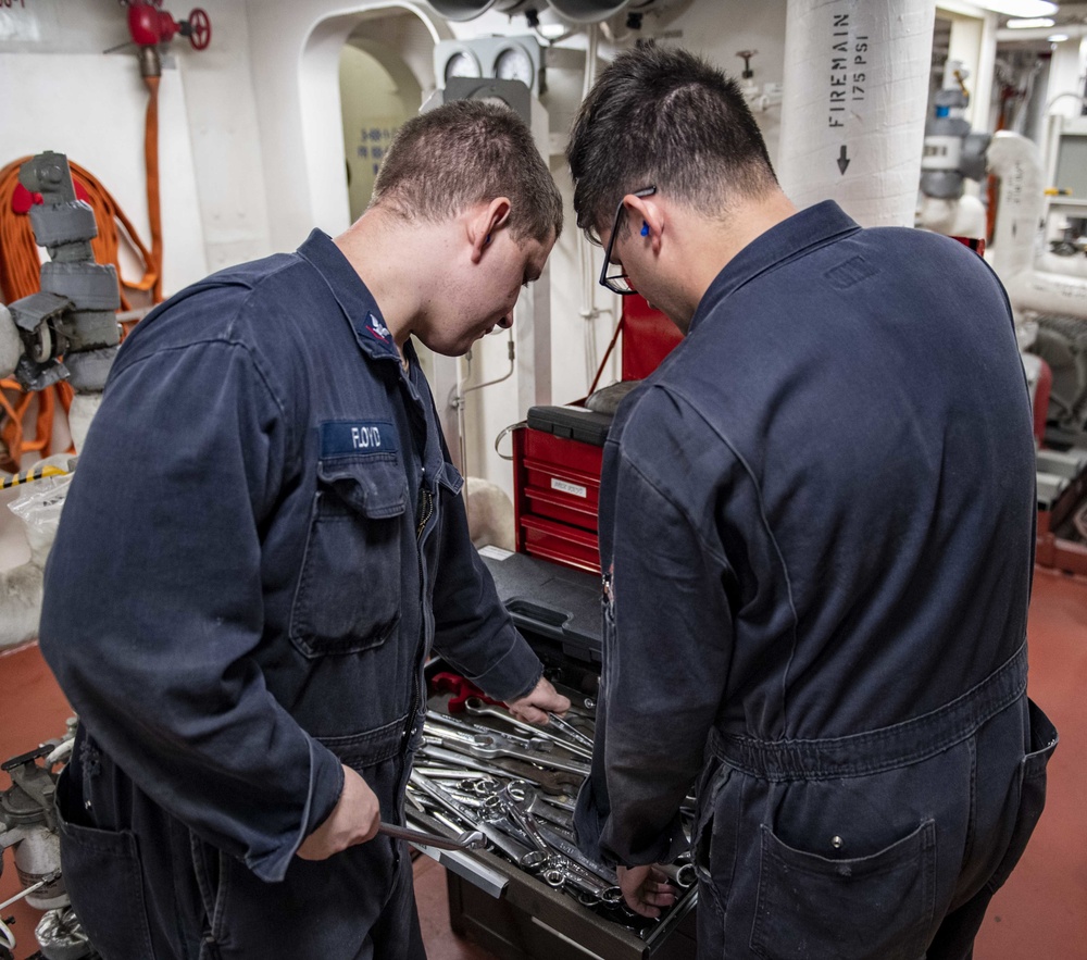 USS America (LHA 6) Conducts Maintenance During Exercise Talisman Sabre 21
