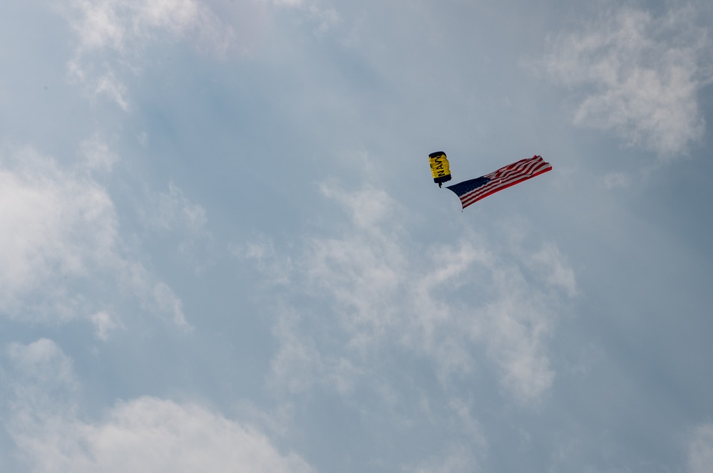 USS North Dakota Sailors and Veterans Watch the Fargo AirSho During Fargo Navy Week