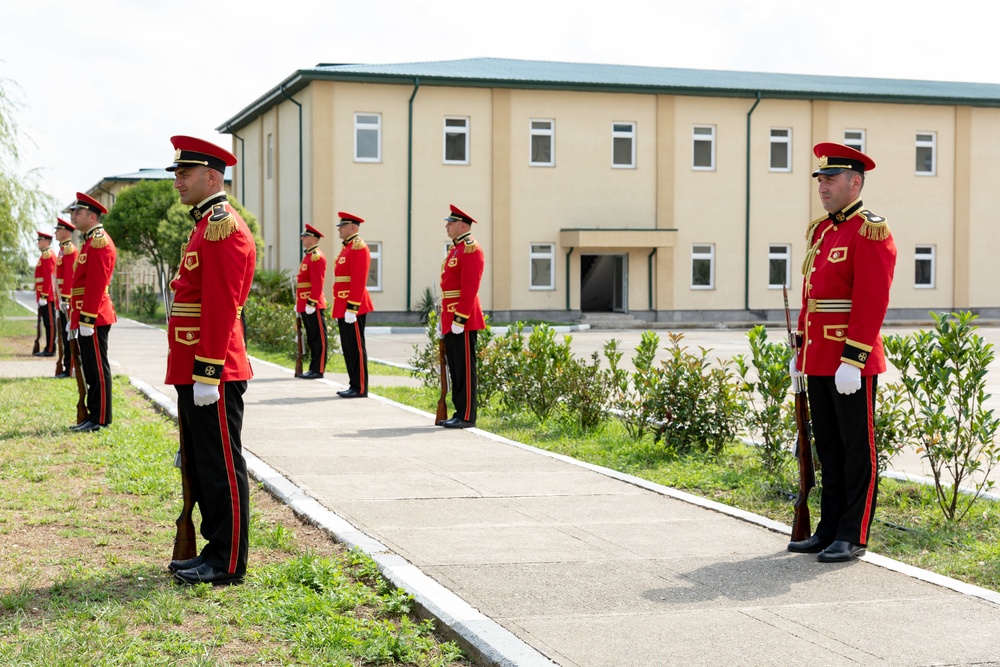Georgian Honor Guard stands watch