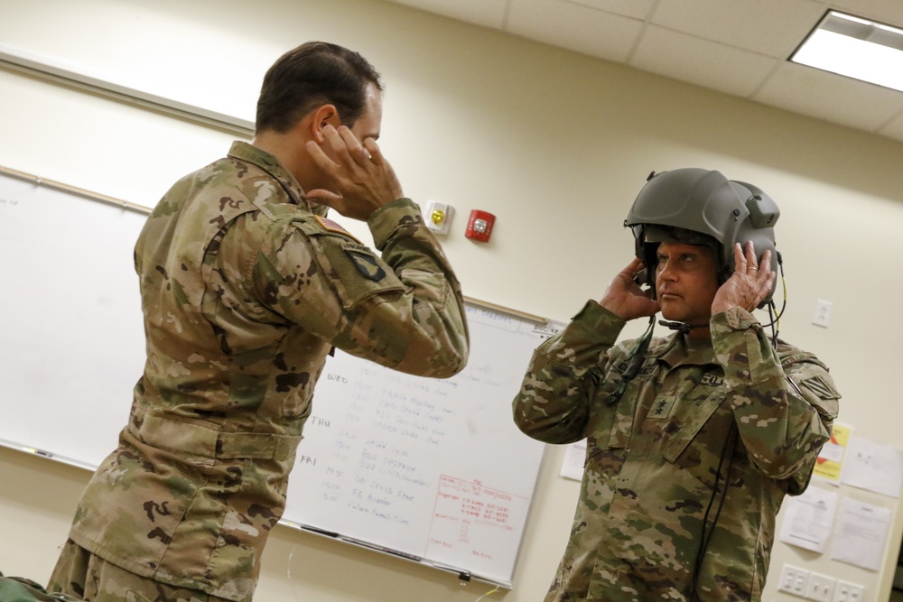 The Commanding General of the 3rd Infantry Division visits Marne Air Soldiers at Hunter Army Airfield.