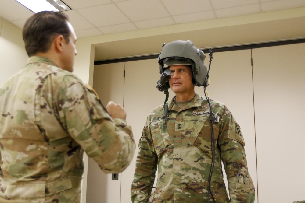 The Commanding General of the 3rd Infantry Division visits Marne Air Soldiers at Hunter Army Airfield.