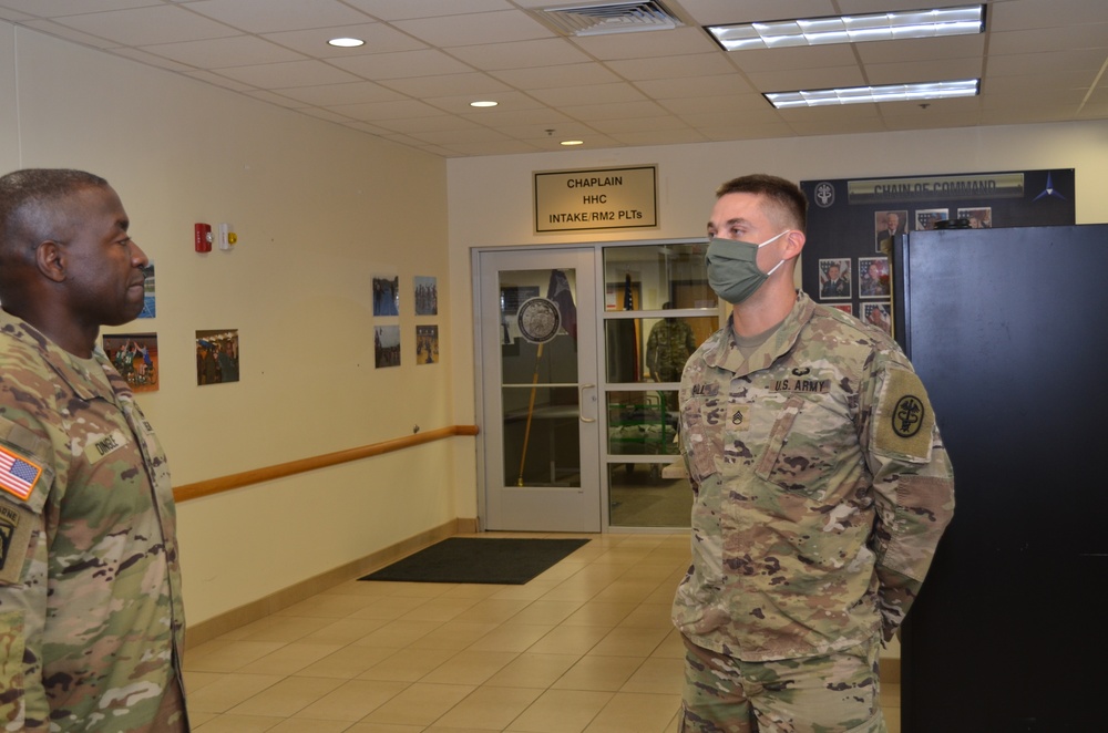 The U.S. Army Surgeon General visits CRDAMC