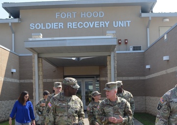 The U.S. Army Surgeon General visits CRDAMC