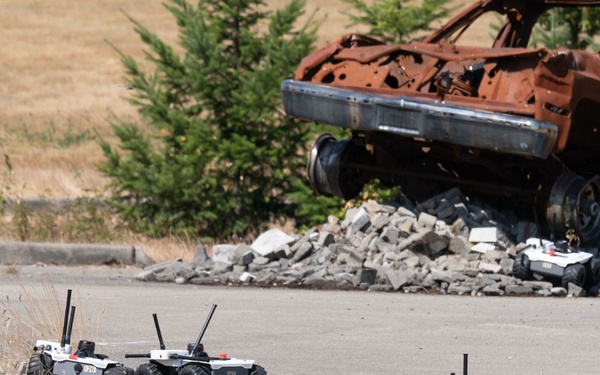 NIWC Pacific's swarming experimentation aims to advance autonomous warfare