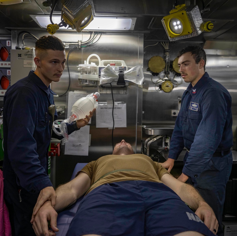 USS Billings Sailors Participate in a Medical Training Team Drill