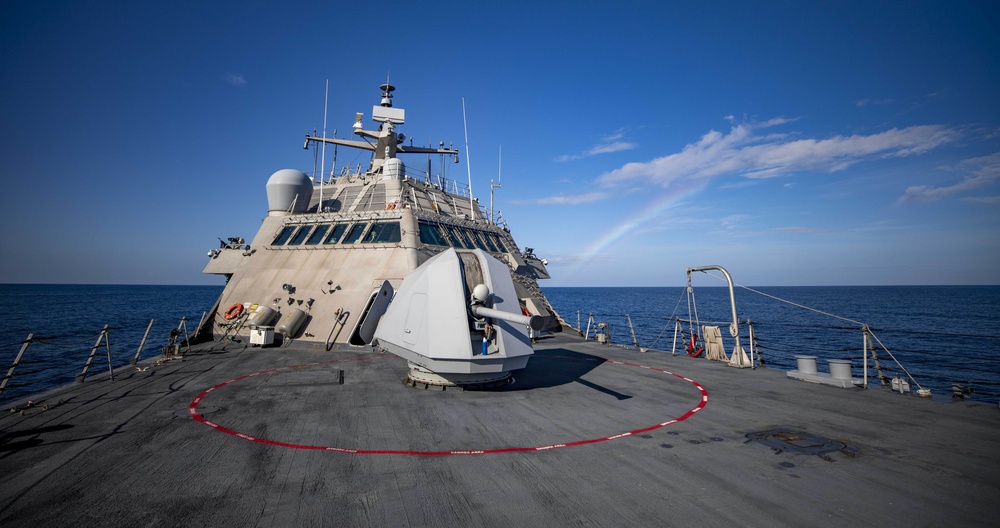 USS Billings Transits the Caribbean Sea