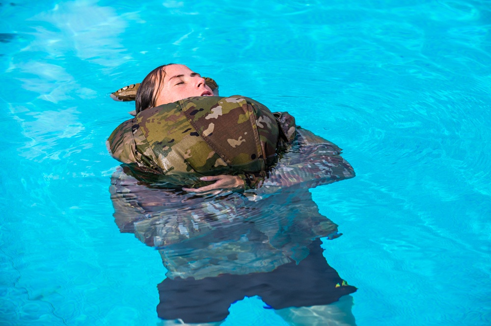 2021 Army Medicine Best Leader Competition Water Survival