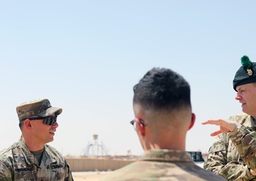 Coalition leader meets with troops in western Iraq