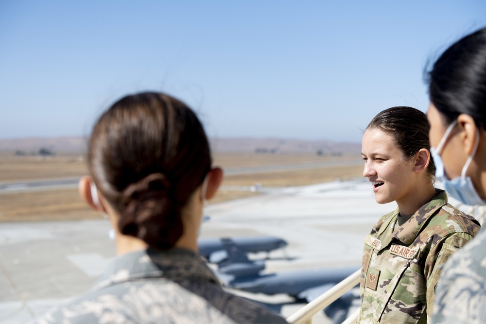 Civil Air Patrol cadets visit Travis AFB