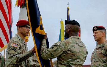 U.S. Army Alaska welcomes new commander