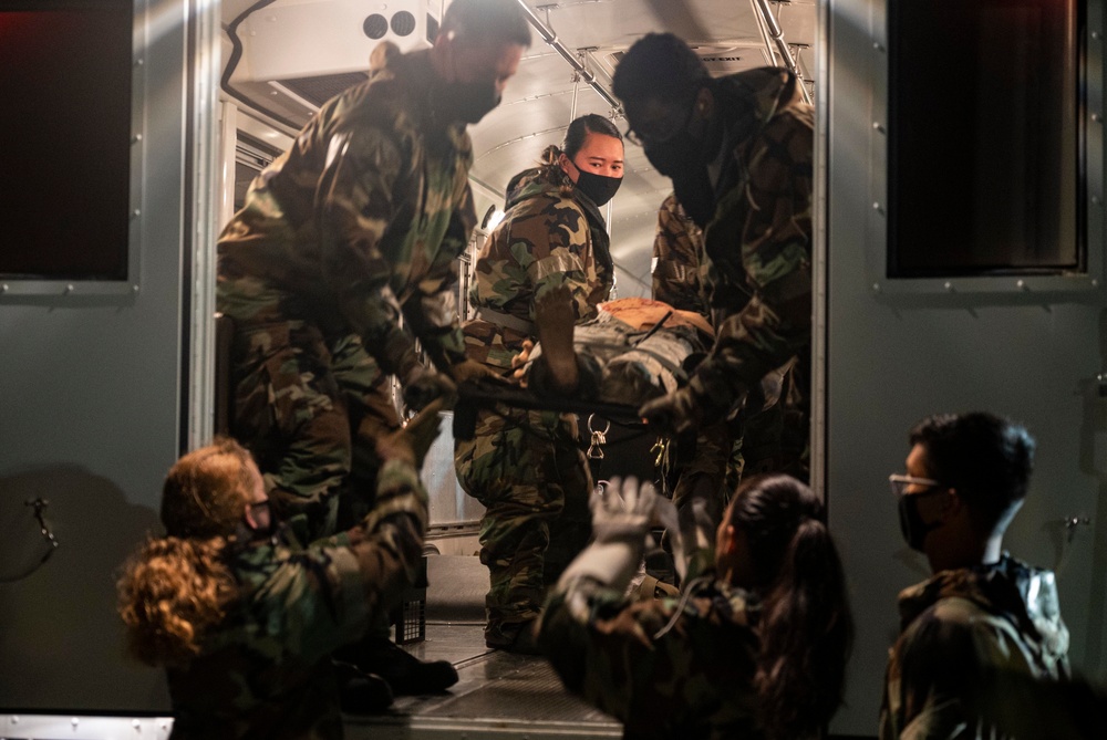 Airmen, Soldiers Hone Medical Evacuation Skills