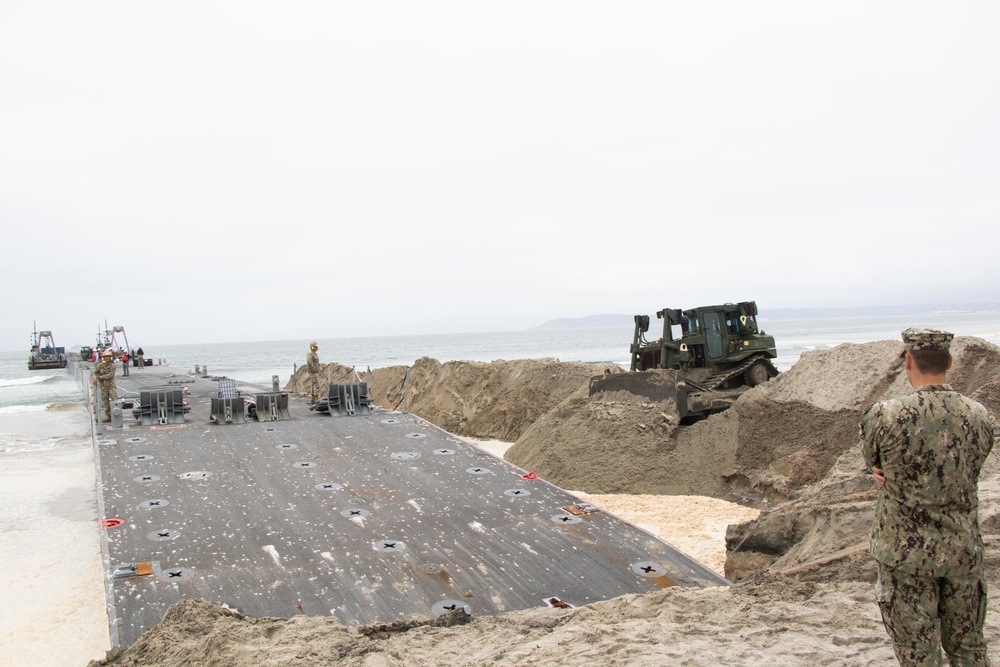 ACB 1 Conducts Floating Causeway Training with ACU 1 and BMU 1