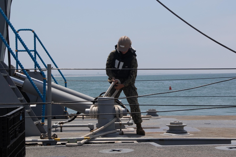 ACB 1 Conducts Floating Causeway Training with ACU 1 and BMU 1