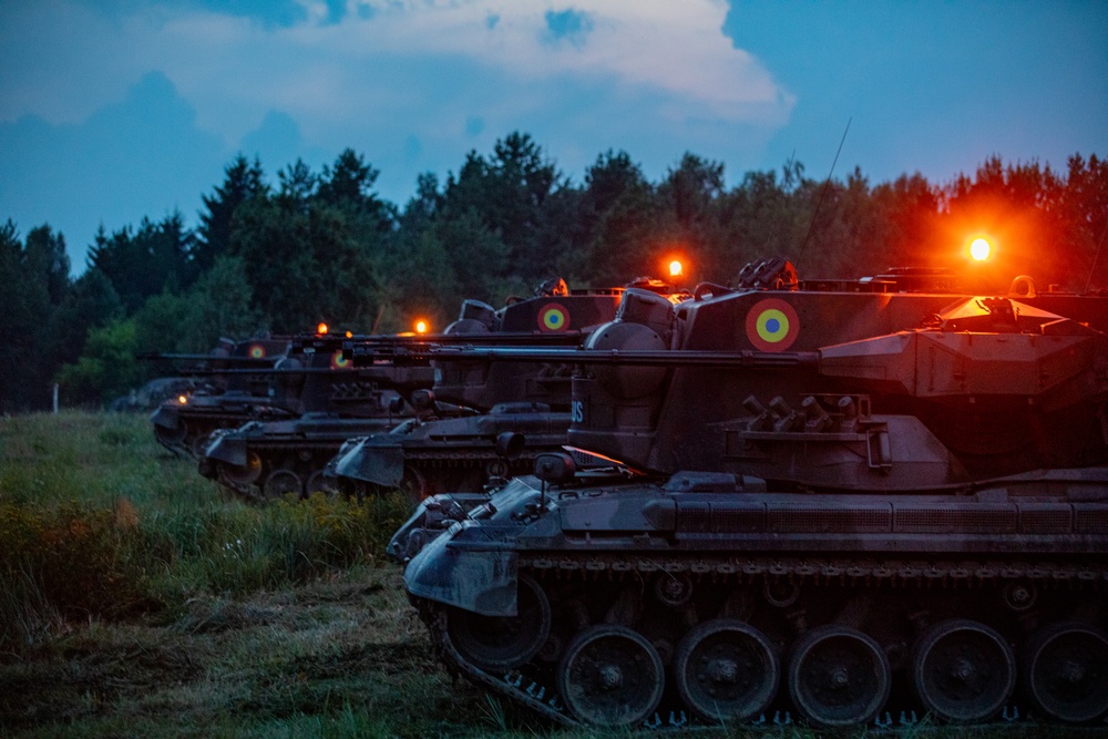 enhanced Forward Presence Battle Group Poland conduct night live fire