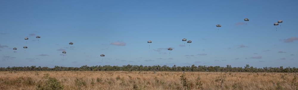 Exercise Talisman Sabre 21: ‘Spartan Brigade’ paratroopers jump over Queensland, Australia