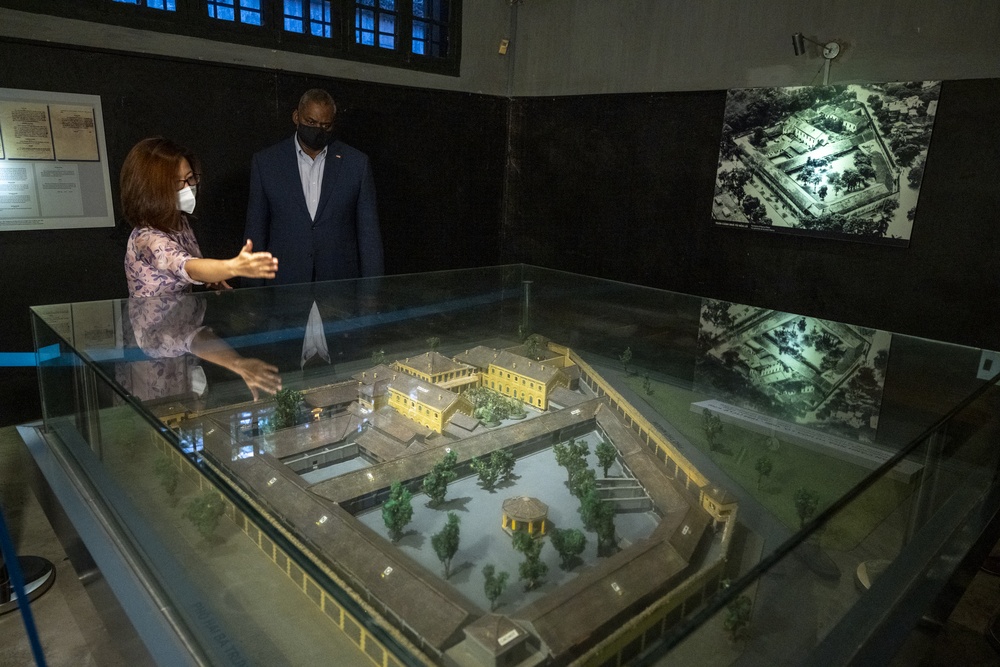 SECDEF Tours Hỏa Lò Prison in Hanoi