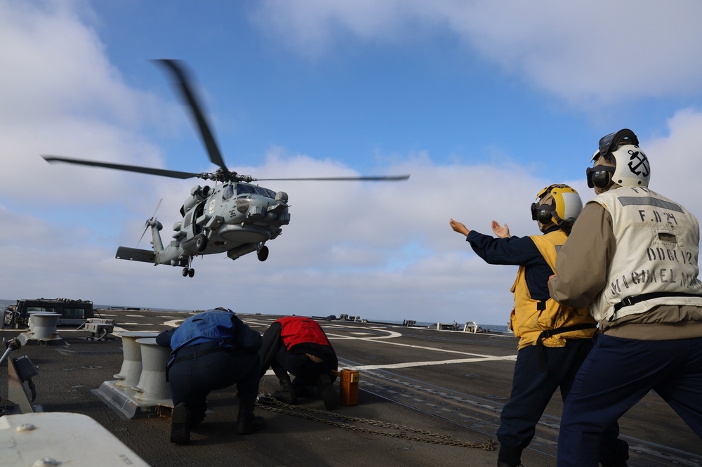 HSM-37 Prepares To Land