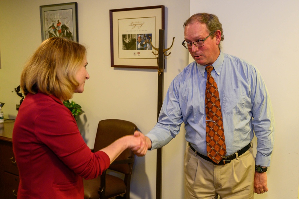 DSD Hicks speaks with Policy members