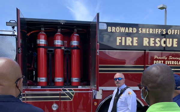 U.S. Coast Guard, Royal Bahamas Defense Force conduct international port security engagement