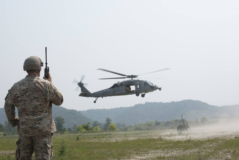 Sentry Storm 2021 - Joint Sling Load training with Navy and Air National Guard