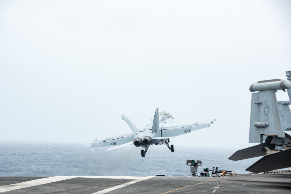 USS Ronald Reagan (CVN 76) Flight Operations