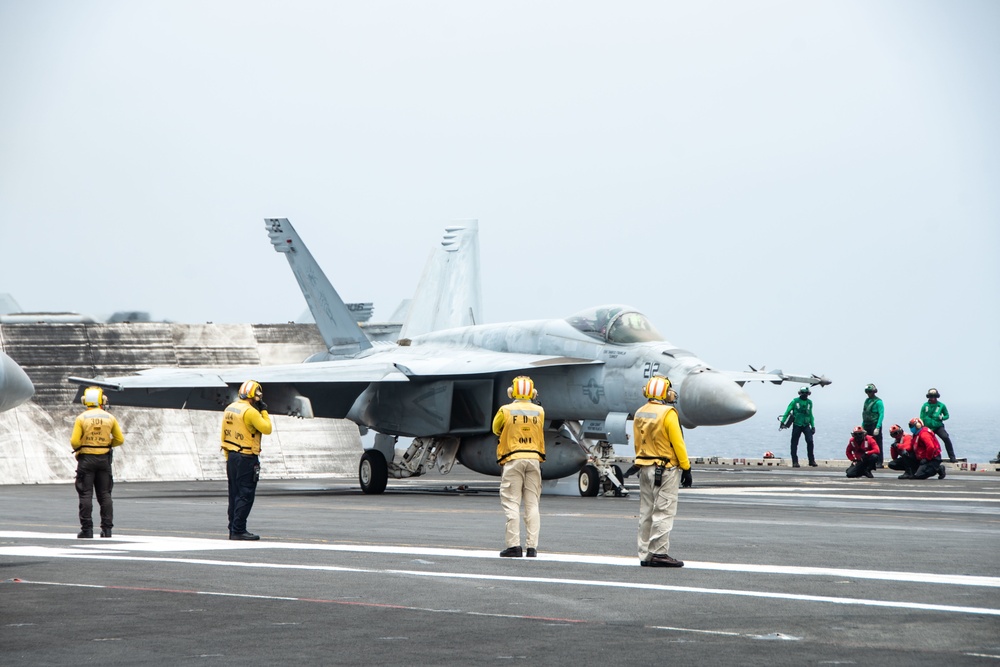 USS Ronald Reagan (CVN 76) Flight Operations