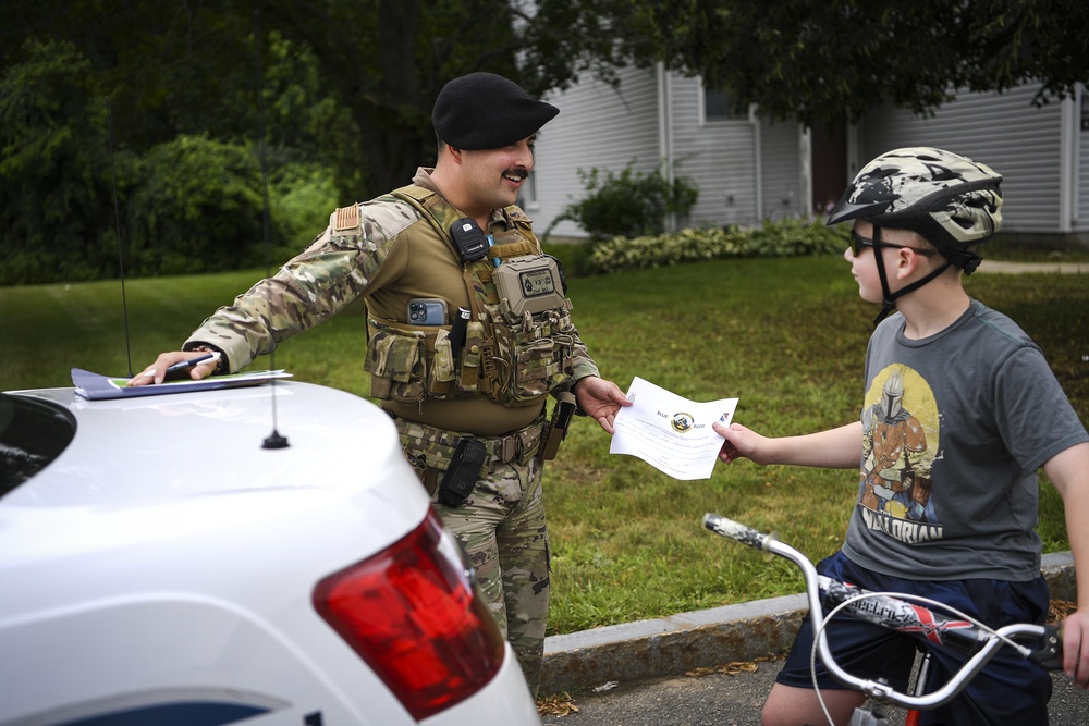 Positive policing program connects defenders with community