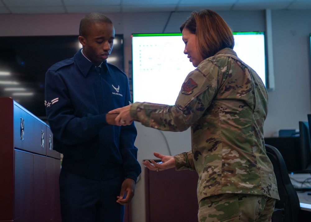 CMSAF Bass visits 89th Airlift Wing