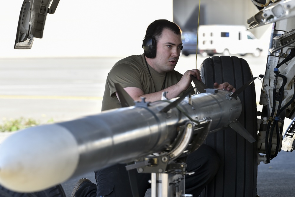 DVIDS - Images - Weapons Load Crew of the Quarter Competition [Image 10 ...