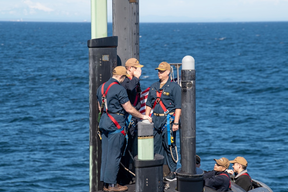 USS Henry M. Jackson Gold Crew Conducts Change of Command At Sea