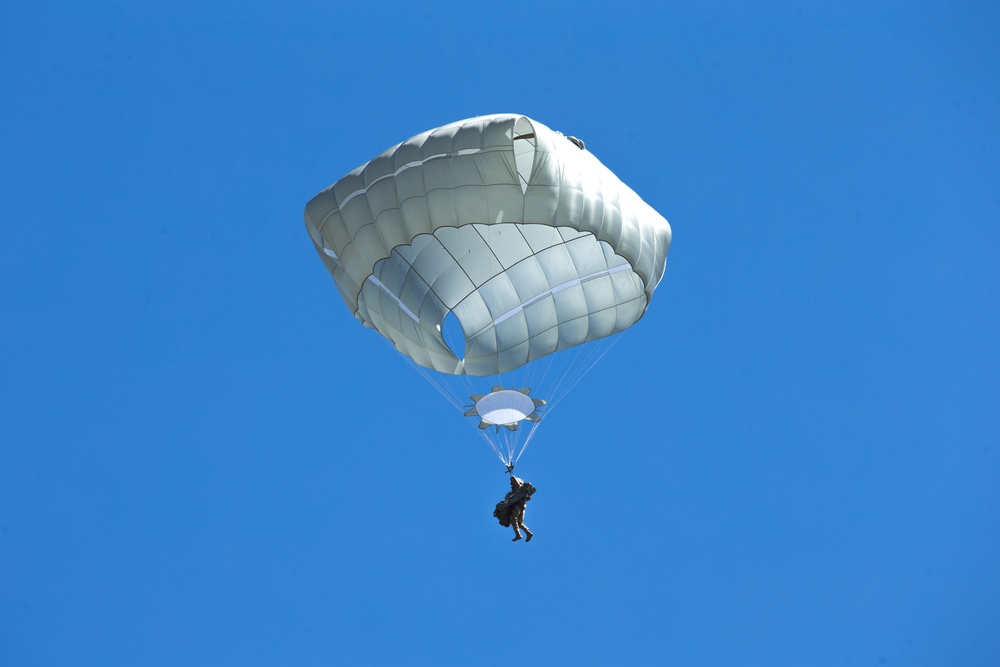 Spartan Brigade paratroopers jump over Queensland, Australia during Exercise Talisman Sabre 21