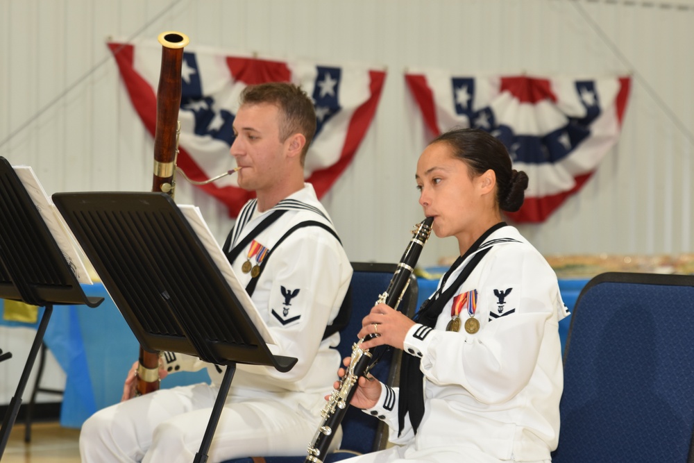 Naval Support Activity Saratoga Changes Command