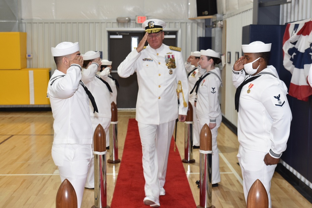 Naval Support Activity Saratoga Changes Command