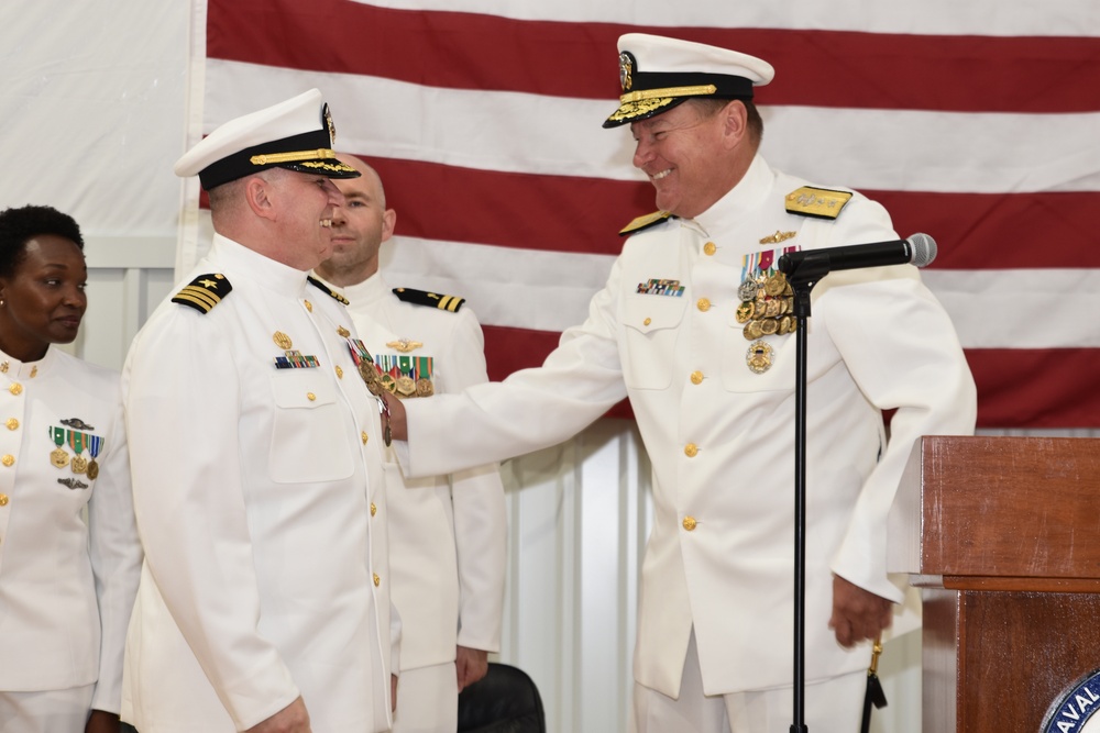 Naval Support Activity Saratoga Changes Command