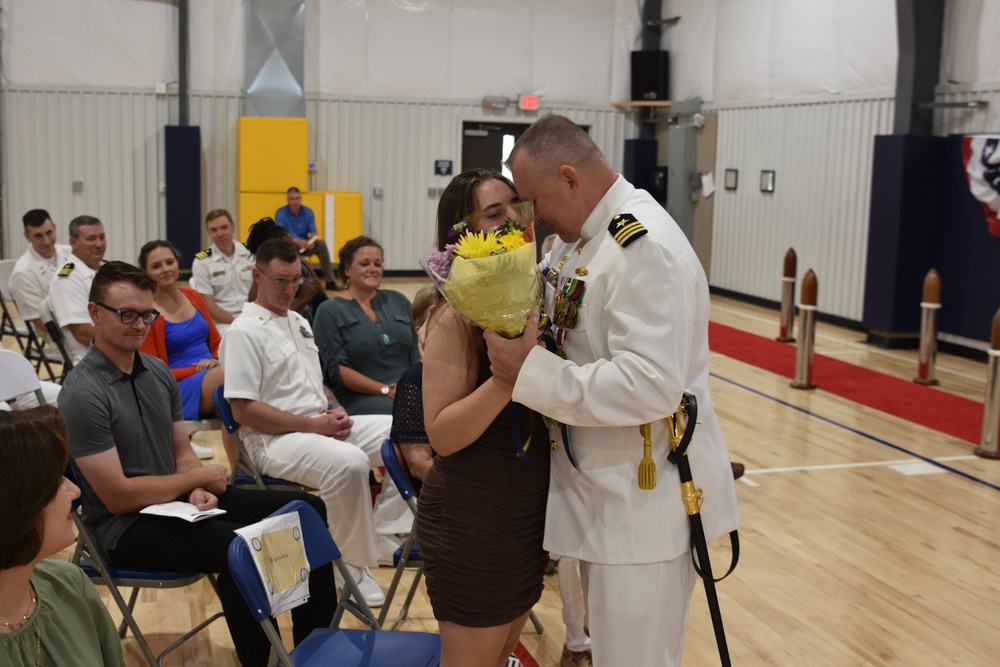 Naval Support Activity Saratoga Changes Command