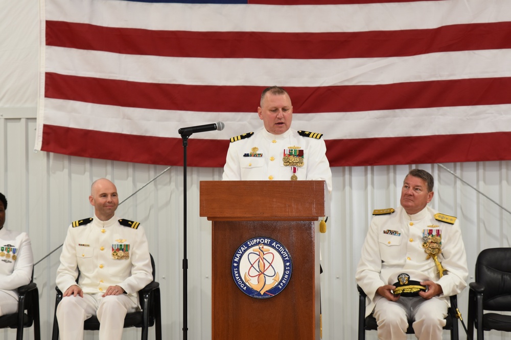 Naval Support Activity Saratoga Changes Command