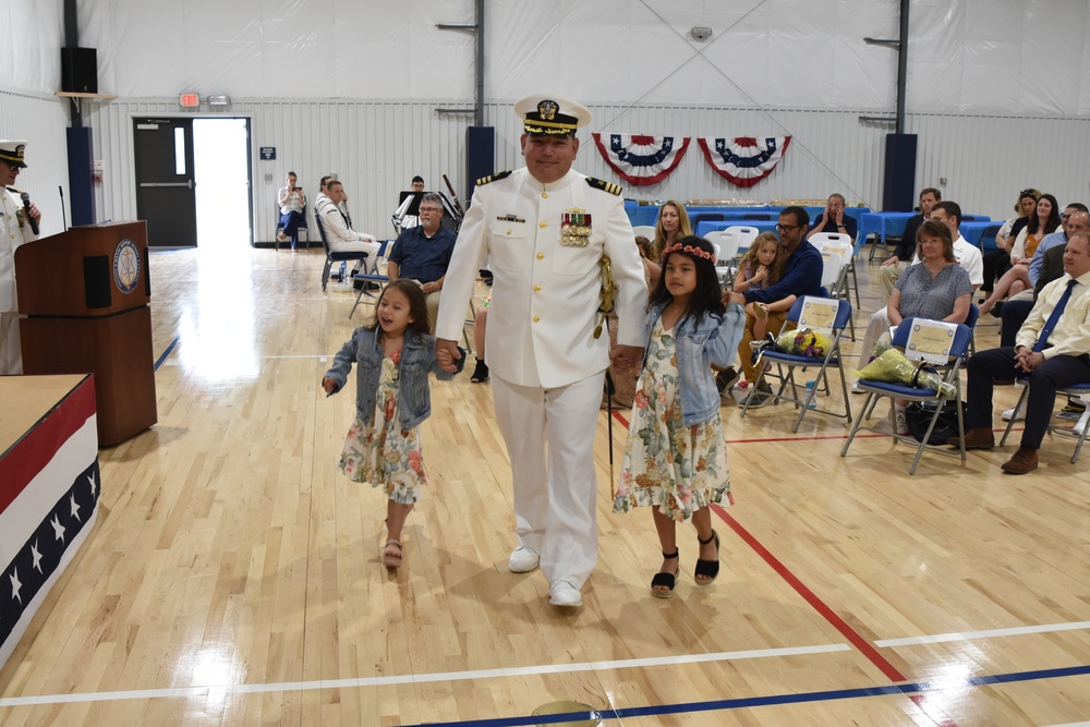 Naval Support Activity Saratoga Changes Command