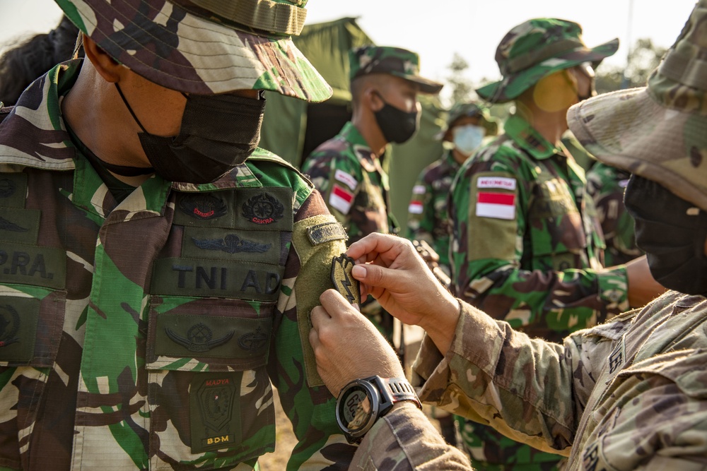 U.S. Army Soldiers meet TNI counterparts at Garuda Shield 2021