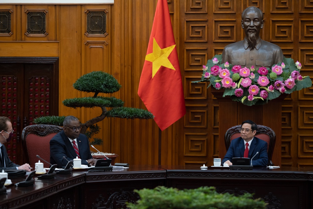 SECDEF visits counterparts in Hanoi, Vietnam