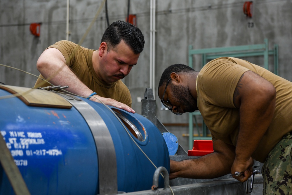 Navy Munitions Command Practices on MK 65 Training Mines