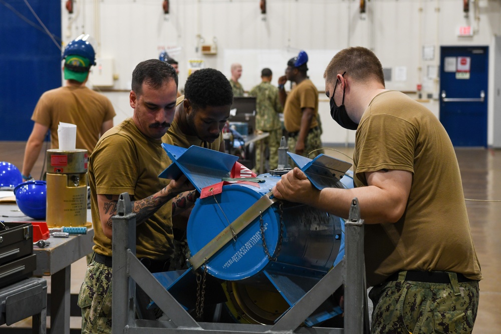 Navy Munitions Command Practices on MK 65 Training Mines