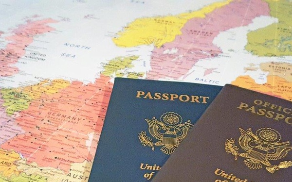 Wiesbaden community members need no-fee passport
