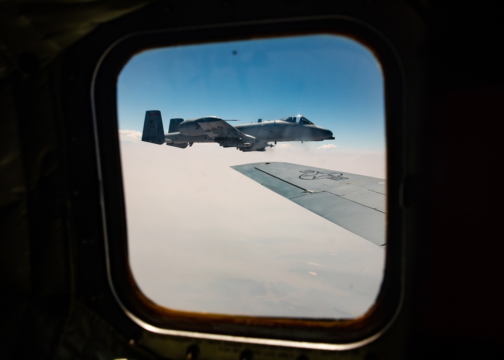 Utah ANG Refuels F-35 Lightning II